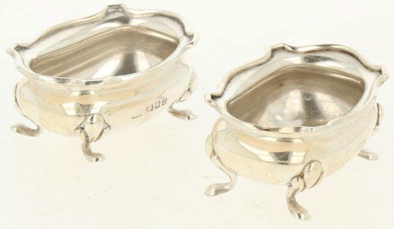 (3) Delige menage set & Zoutstrooier zilver.