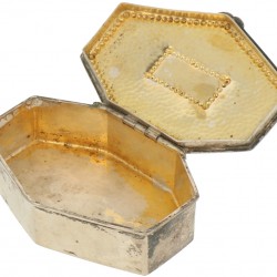 Pepermuntdoosje zilver.
