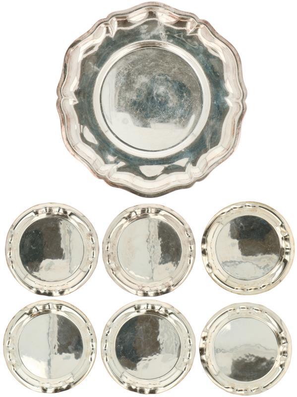 (7) Delig lot schalen zilver.