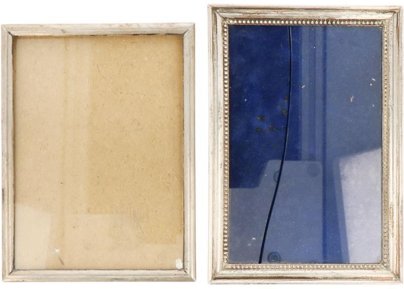 (2) Fotolijsten zilver.