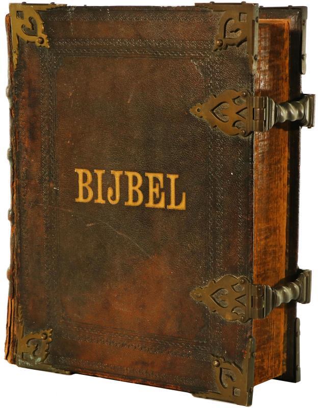 Een Haarlemse Statenbijbel, Oude en Nieuwe Testament. A. Akkeringa, Amsterdam.