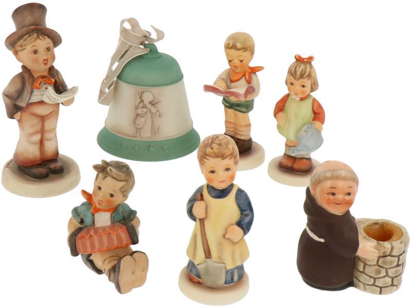 Een lot van (8) Hummels waaronder een lamp. Goebel, 2e helft 20e eeuw.