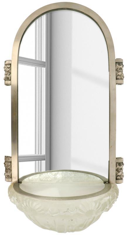 Philippe Genet & Lucien Michon "demi coupe balconnet" wandlamp met spiegel. Frankrijk, circa 1925.