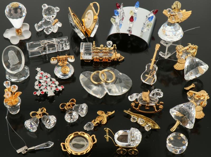 (24) delig lot Swarovski. 20e eeuw. 