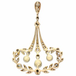 Geelgouden Art Deco hanger, met ca. 0.40 ct. diamant en cultivé zoetwaterparel - 14 kt.