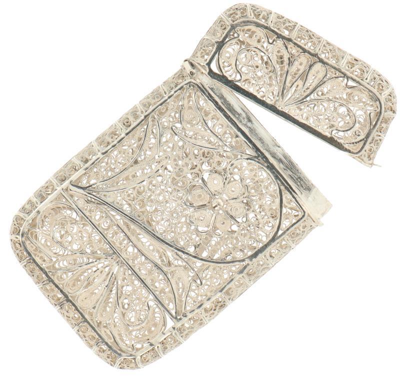 Etui zilver.