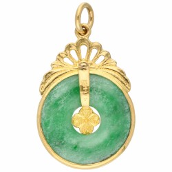 Geelgouden hanger, met jade - 22 kt.