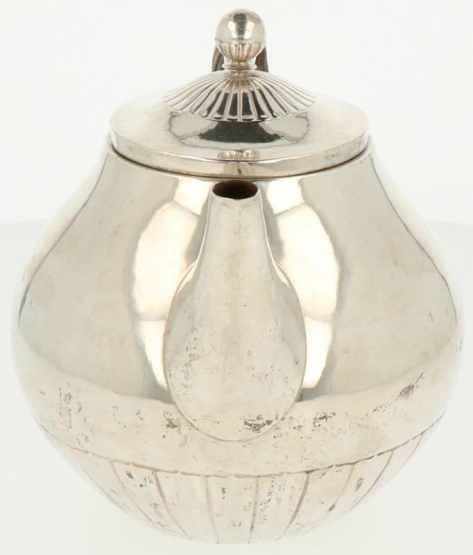 Theepot 'Cosmos' nr.45 Georg Jensen zilver.