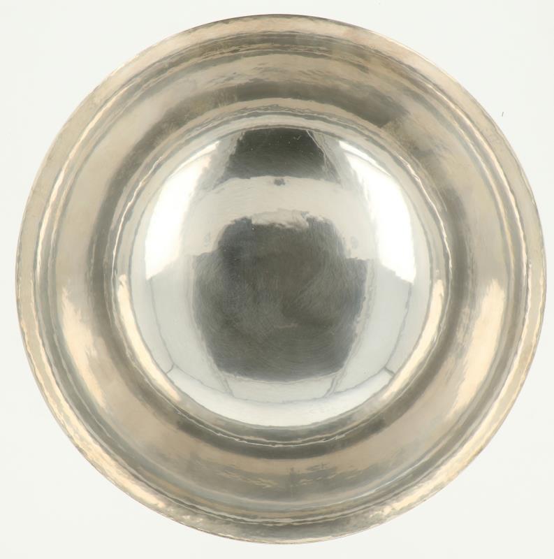 Schaal op voet nr. 197A Georg Jensen zilver.