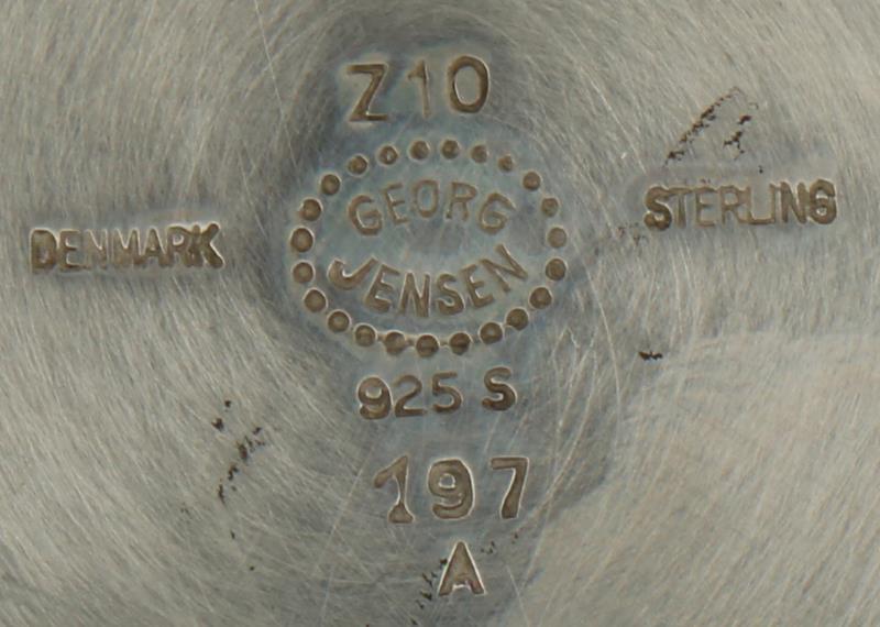 Schaal op voet nr. 197A Georg Jensen zilver.