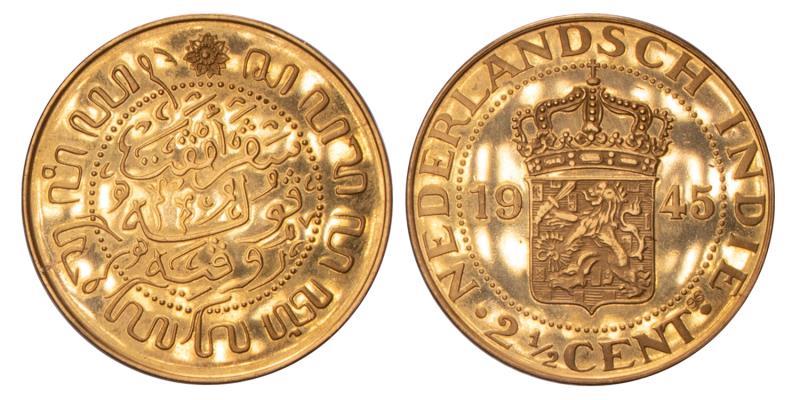 2½ Cent Gouden herslag, Nederlands-Indië 1945. BU.