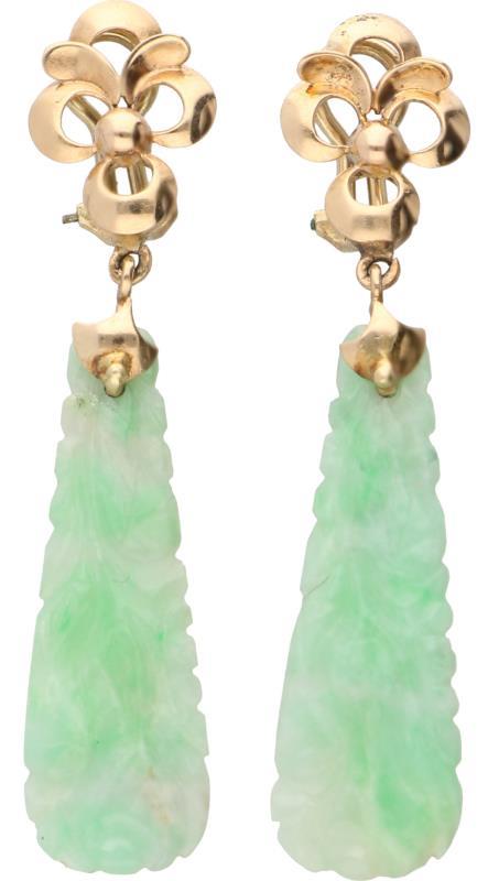 Oorbellen geelgoud, gesneden jade - 14 kt.