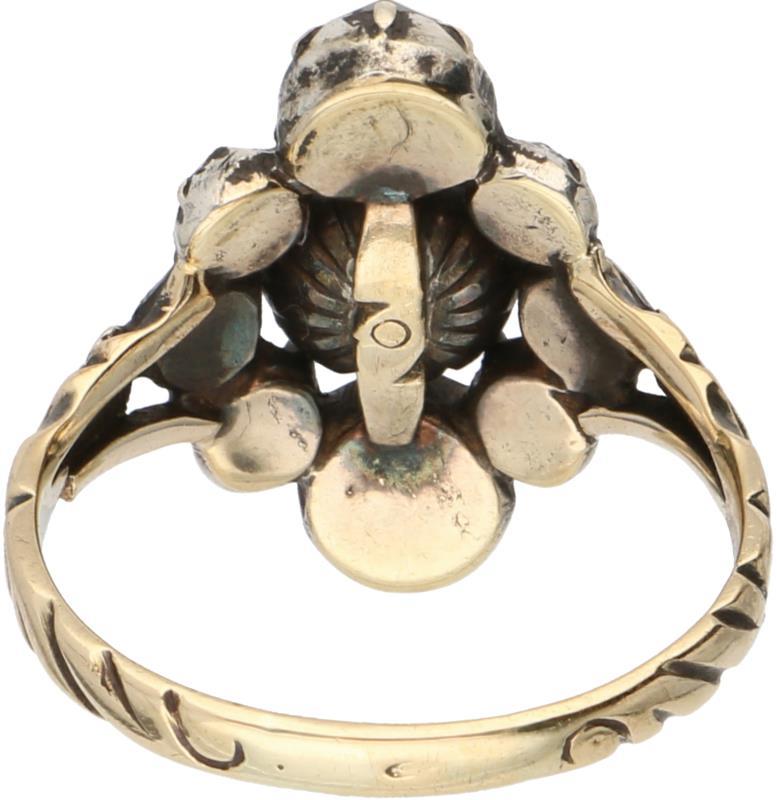 Ring geelgoud, diamant - 14 kt. en 835/1000.