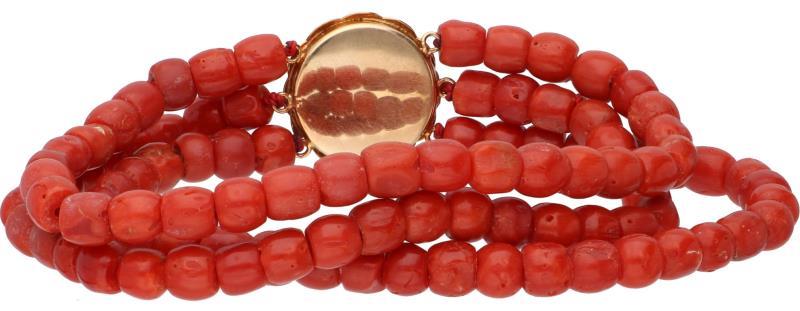 Armband met een geelgouden sluiting, bloedkoraal - 14 kt.