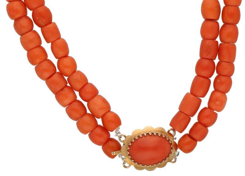 Collier met een geelgouden sluiting, bloedkoraal - 14 kt.