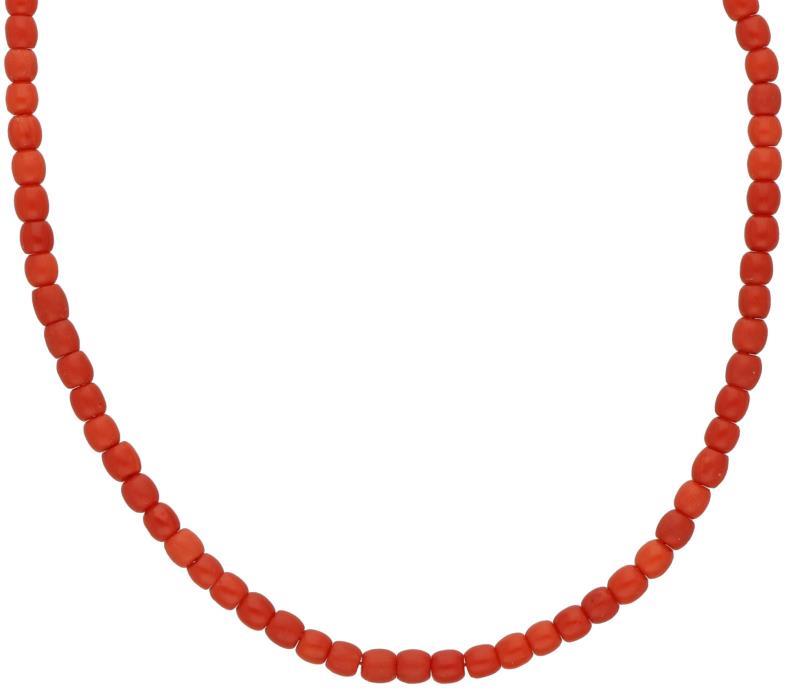 Collier met een geelgouden sluiting, bloedkoraal - 14 kt.