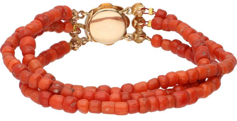 Armband met een geelgouden sluiting, bloedkoraal - 14 kt.