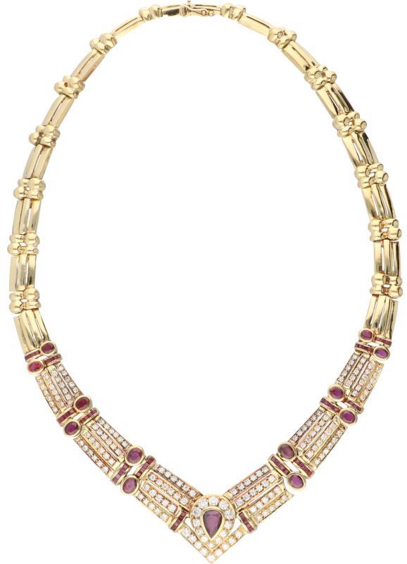 Italiaans design collier geelgoud, ca. 3.10 ct. diamant en robijn - 18 kt.