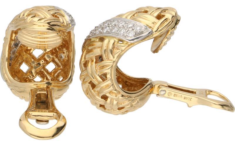 Jean Vitau basket weave oorbellen geelgoud, ca. 0.54 ct. diamant - 18 kt. en Pt 950.