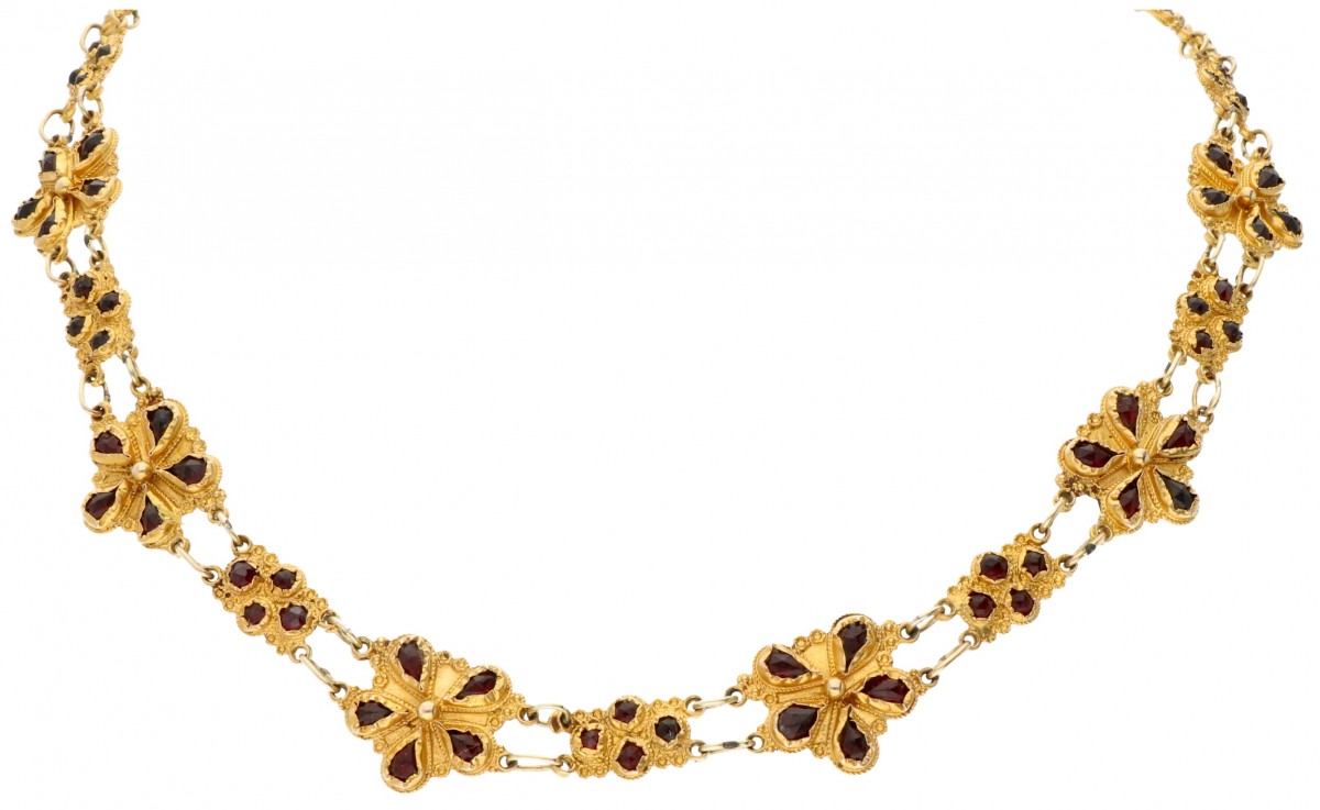 Geelgouden antiek collier, met glasgranaat - 14 kt.