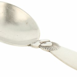 Georg Jensen suikerlepel model : 171 Cactus zilver.