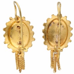 Geelgouden antieke filigrain oorhangers, met zaadparel - 14 kt.