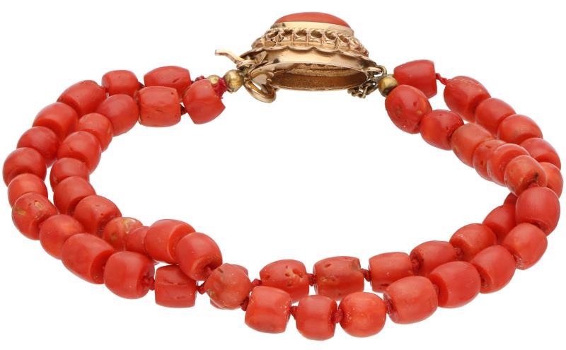 Armband met een geelgouden sluiting, bloedkoraal - 14 kt.