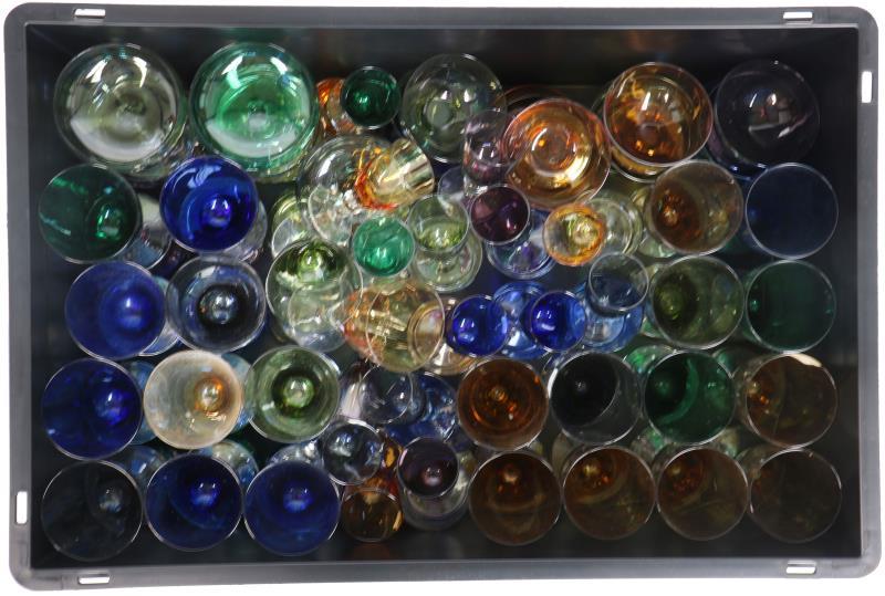 Een groot lot zgn.: Festival glas. 1956, Kristal Unie Maastricht ontworpen door Max Verboeket.