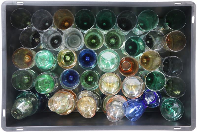 Een groot lot zgn.: Festival glas. 1956, Kristal Unie Maastricht ontworpen door Max Verboeket.