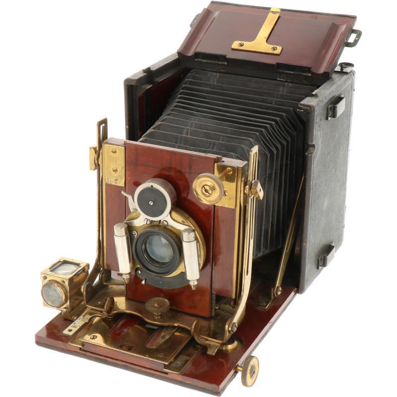 Een Thornton Pickard "Folding Ruby" camera.