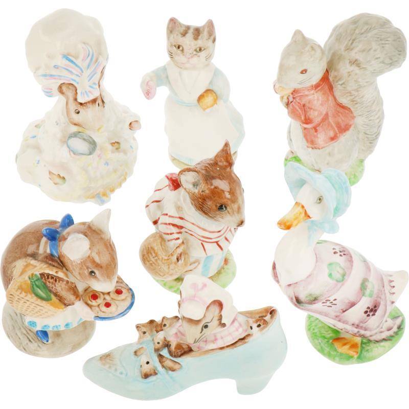 Een lot van zeven porseleinen dieren, gemerkt Beatrix Potter. F. Warne & Co Beswick Pottery. Engeland, midden 20e eeuw.