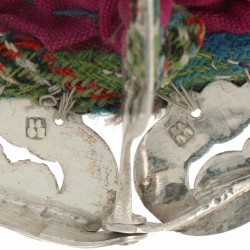 Beugel beursje zilver.