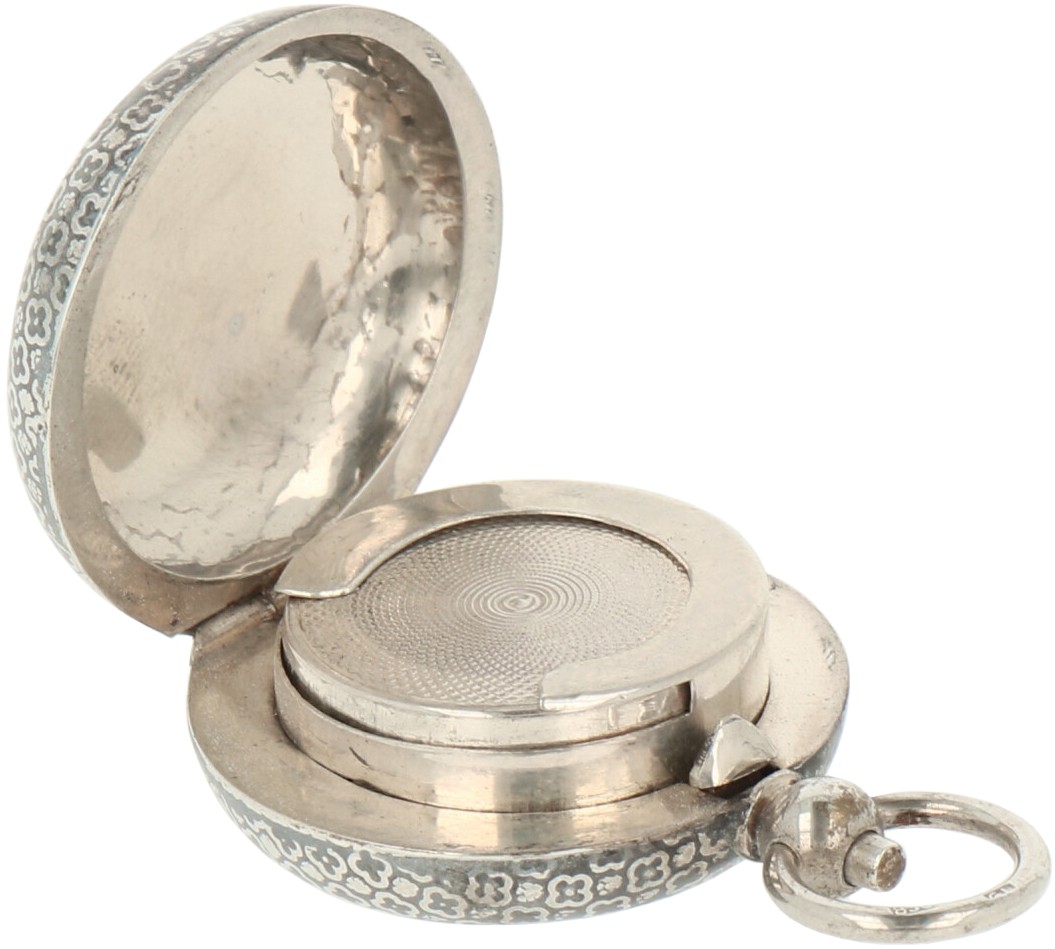 Munt etui zilver.