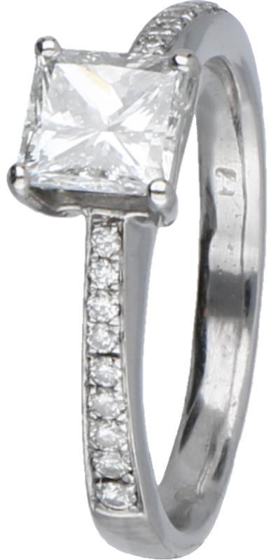 Shoulder ring witgoud, ca. 1.17 ct. diamant - 18 kt.