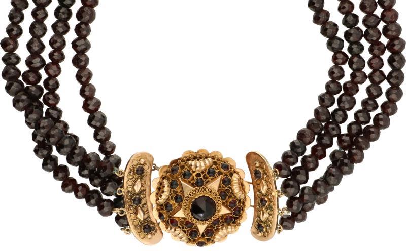 Antiek collier met rosegouden stersluiting, granaat - 14 kt.