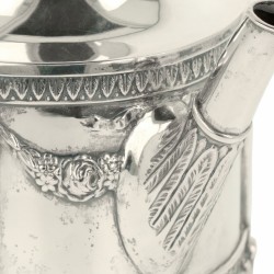 Theepot "C.G Hallberg Stockholm Zweden" zilver.