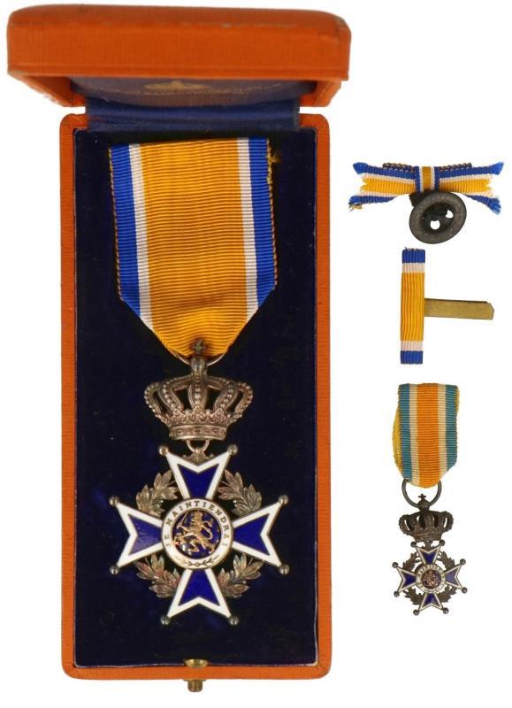 Nederland. z.j. Orde van Oranje Nassau, Ridderkruis met baton en miniatuur.