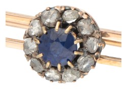 14K Geelgouden antieke staafbroche met blauwe steen en diamant.