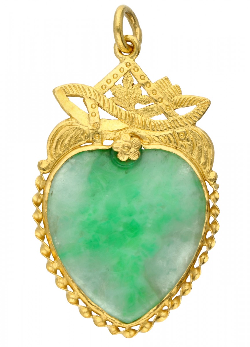 Geelgouden hartvormige hanger, met jade - 22 kt.