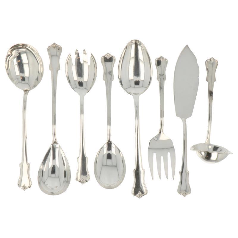 (8) Delige set diverse serveer bestek OKA zilver.