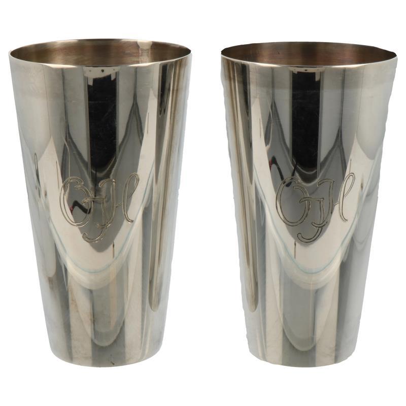 (2) Cocktail bekers glad strak model zonder decoraties zilver.