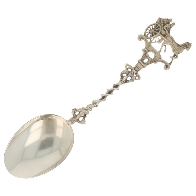 Gelegenheids lepel met gegoten steel met paard en wagen zilver.