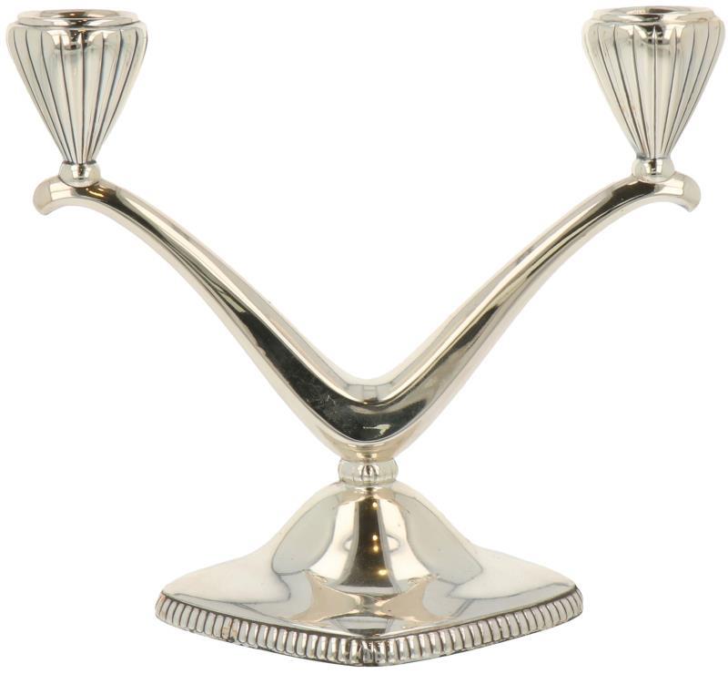 Kandelaar 2-lichts wig model zilver.