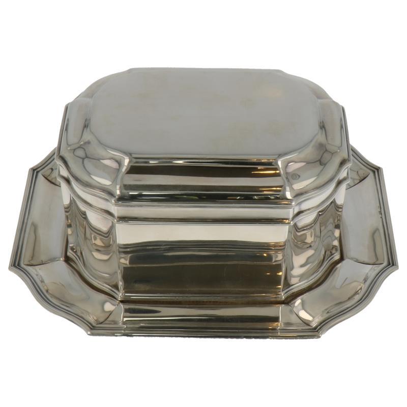 Koektrommel met originele bijpassende onderschotel zilver.