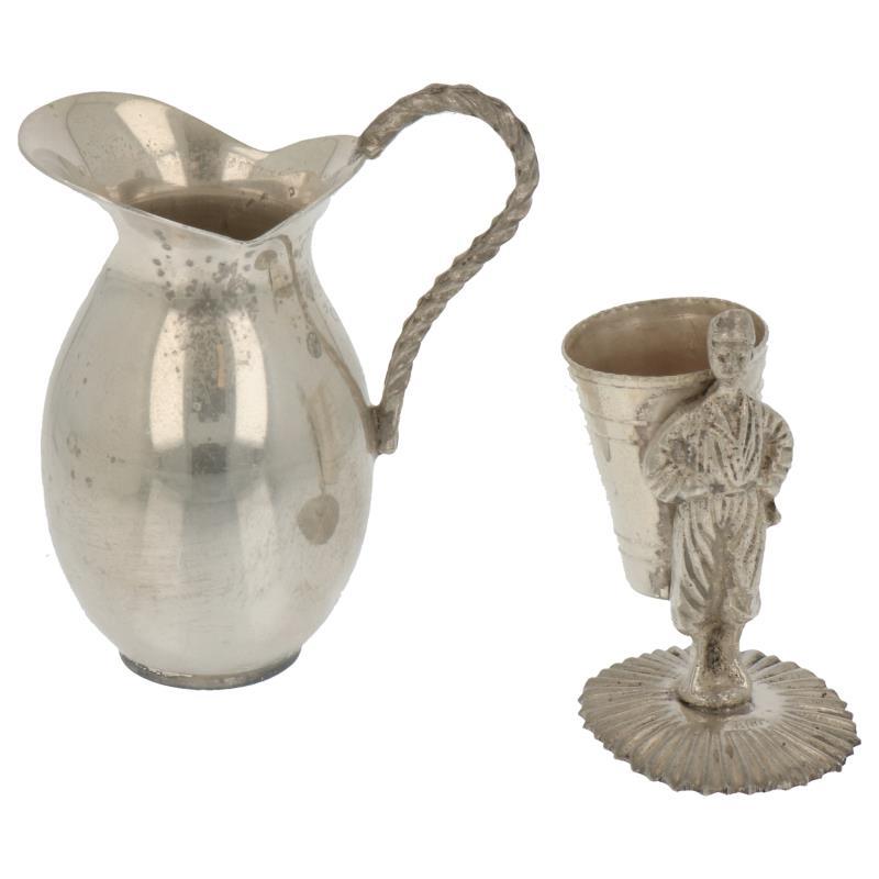 (2) Lot miniaturen w.o. water / wijnkan zilver.