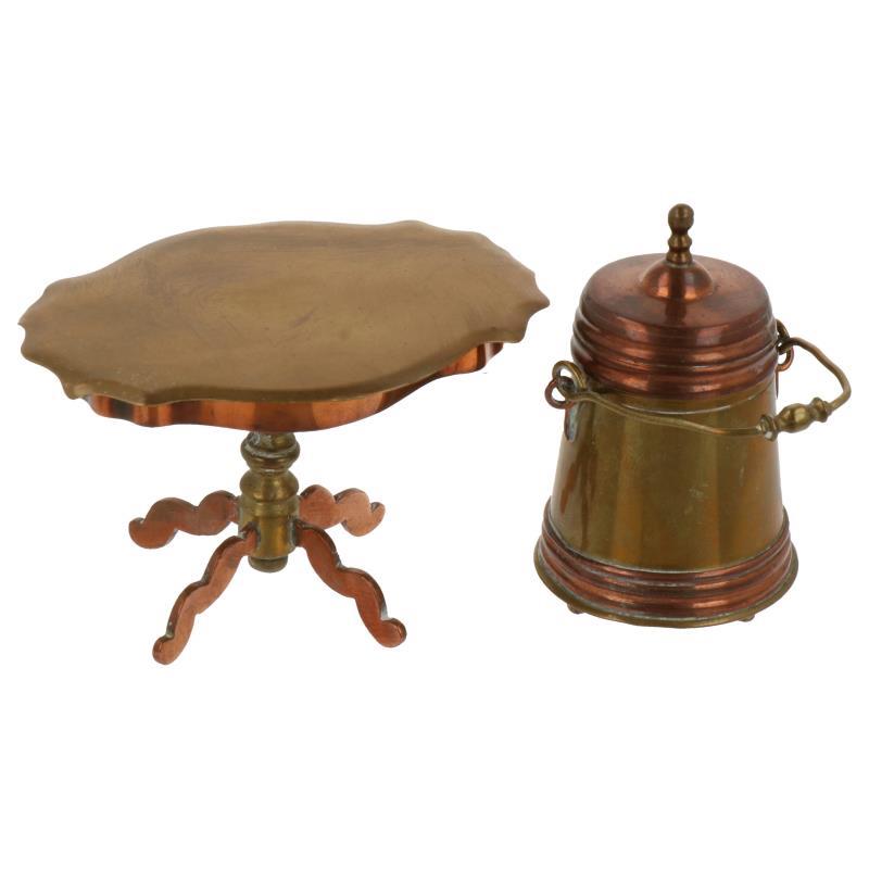 (2) Delig lot koperen miniaturen w.o. doofpot .