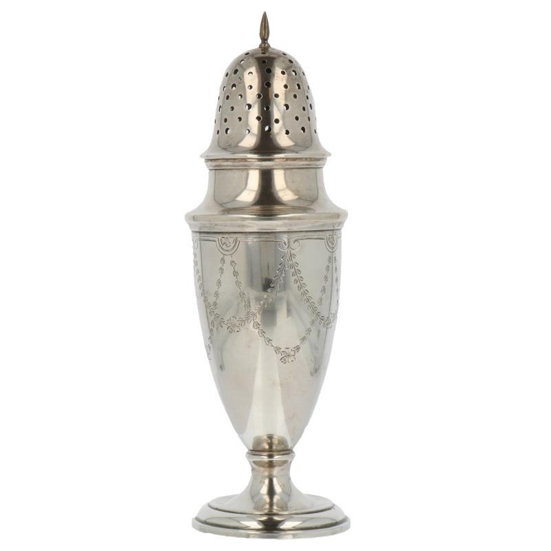 Specerijenstrooier baluster vormig met gegraveerde bloem en blad versieringen zilver.