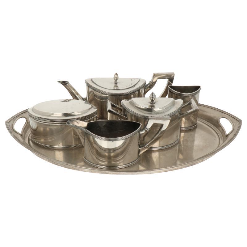 (6) Delig koffieservies ovaal vormig in late empire stijl zilver.