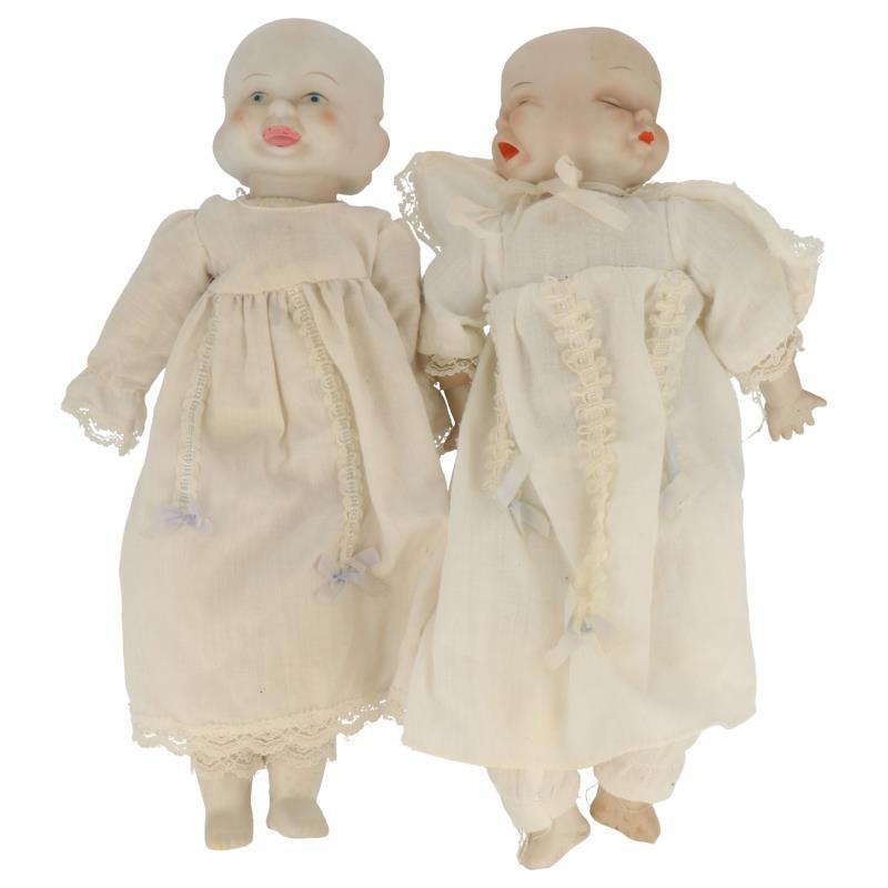 (2x) Poppen.