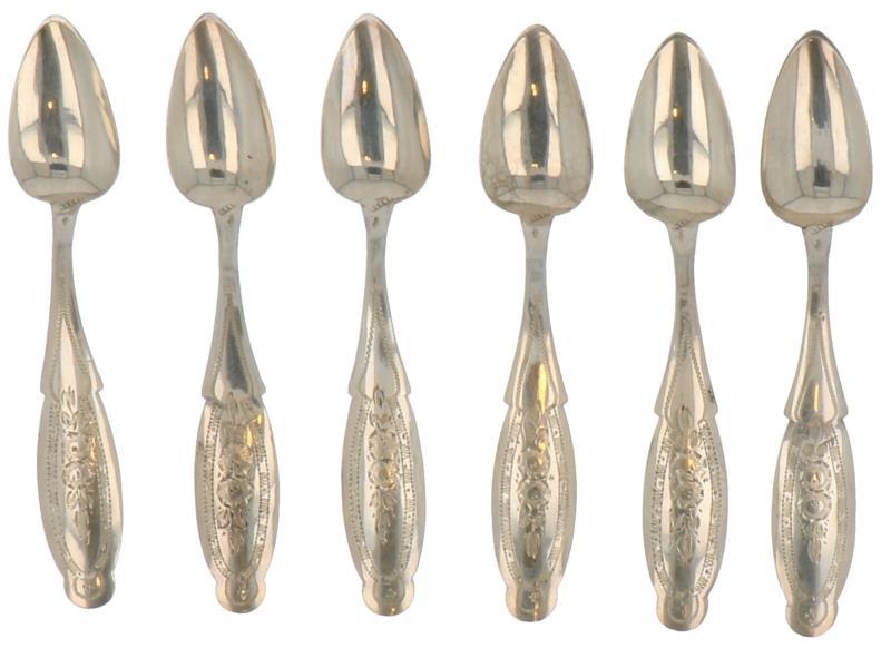 (6) Delige set koffielepeltjes met gegraveerde decoraties zilver.